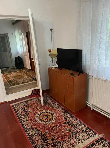 Casă cu 3 camere cu Teren 1150 Mp în Fusea