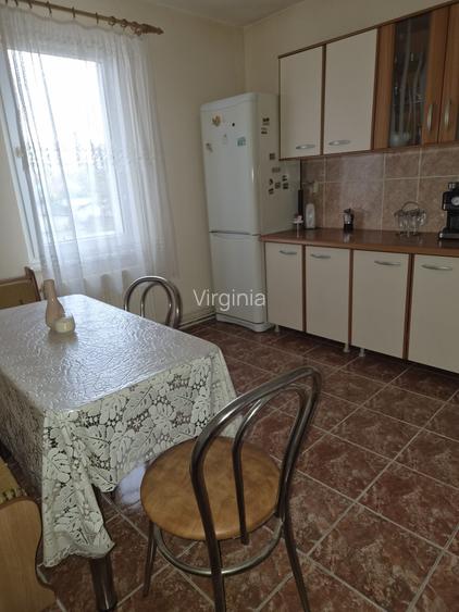 Vand apartament cu doua camere in Tarnaveni