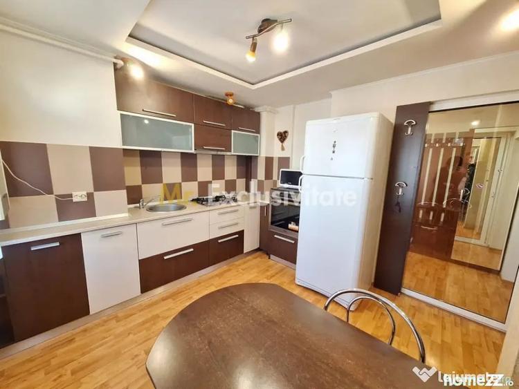 Apartament cu 2 camere decomandat în Frații Golești