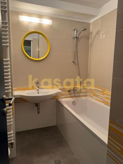 Apartament cu 3 camere semidecomandat, mobilat în Barbu Văcărescu