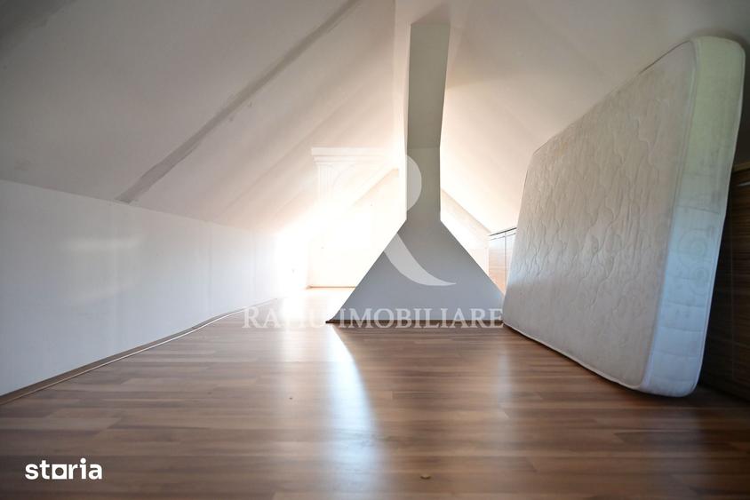 Casă cu 3 camere cu Teren 2780 Mp în Sânmartin