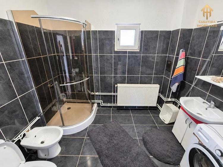 Casă cu 3 camere cu Teren 2672 Mp în Săceni