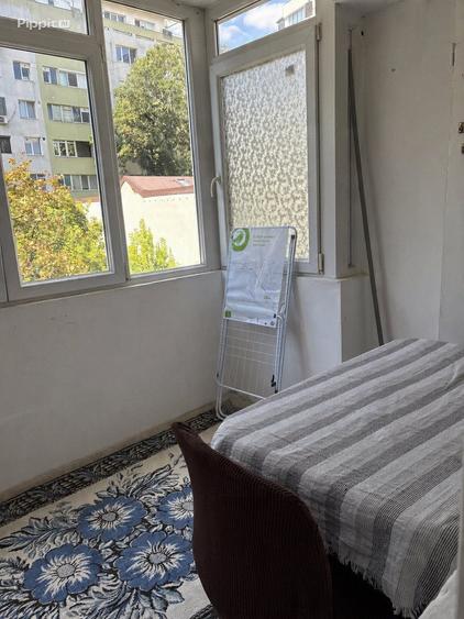 Apartament cu 3 camere, mobilat în Vatra Luminoasă