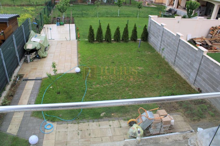 Duplex cu 3 camere cu Canalizare în Torontalului
