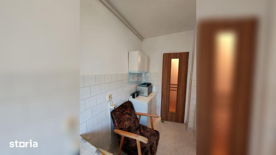 Apartament cu 2 camere semidecomandat în 9 Mai