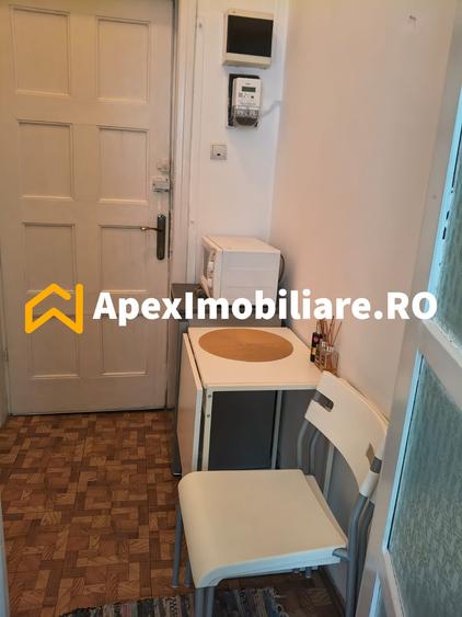Garsonieră decomandată, mobilată în Dorobanți