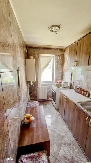 Apartament cu 2 camere decomandat în Micro 20
