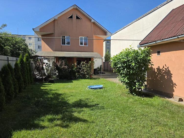 Casă cu 2 camere cu Teren 400 Mp în Central