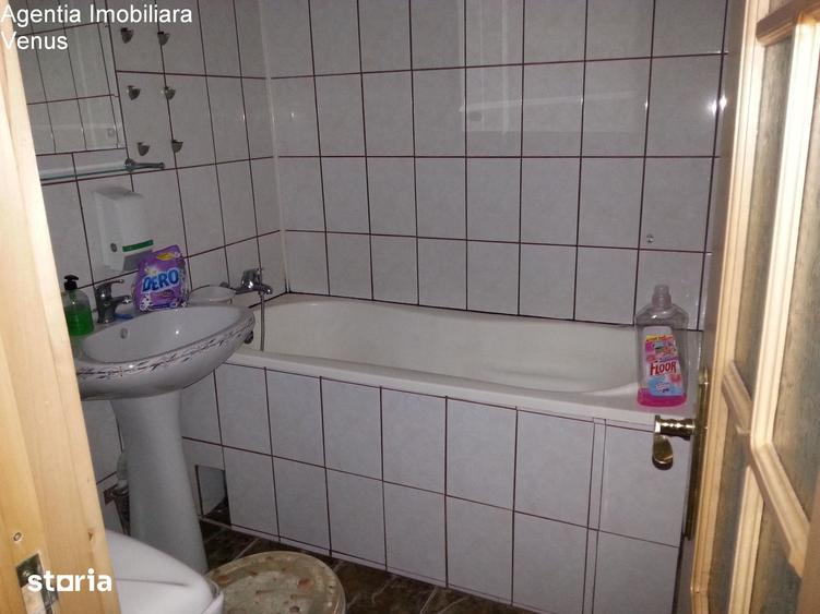 Apartament cu 4 camere în Central