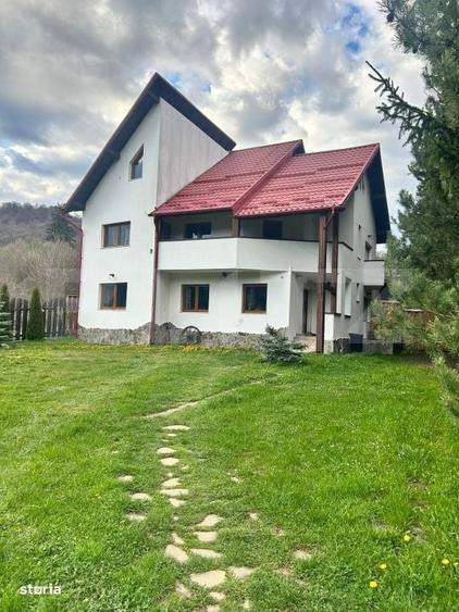 Spațiu comercial, de 600 mp, în Dălghiu