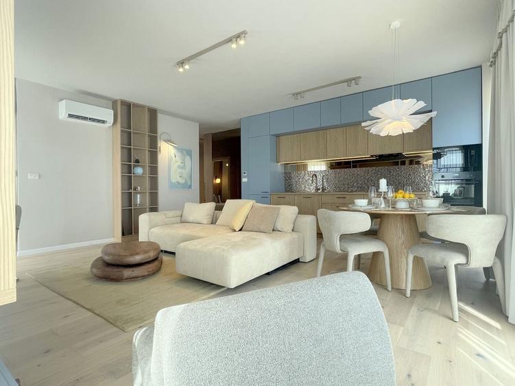 Apartament cu 2 camere decomandat, mobilat în Ultracentral