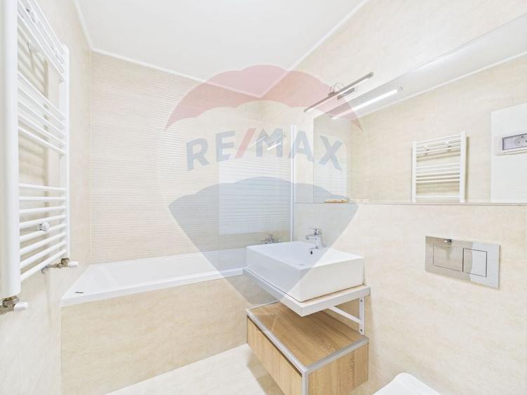 Apartament cu 3 camere decomandat, mobilat în Mogoșoaia
