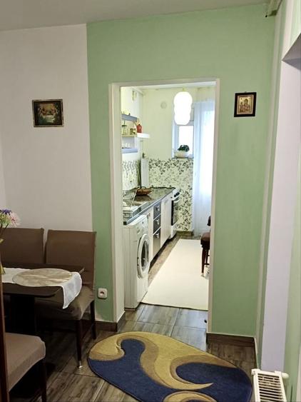 Apartament cu 2 camere semidecomandat în Petros