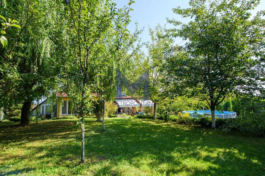 Casă individuală cu 4 camere cu Canalizare în Feleacu