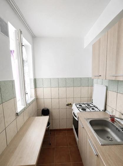 Garsonieră semidecomandată în Titan