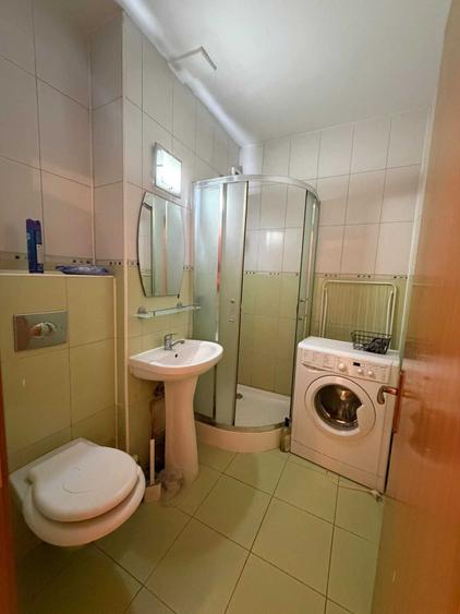 Garsonieră semidecomandată în Gorjului