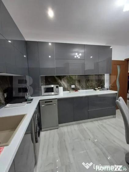 Casă cu 5 camere cu Teren 600 Mp în Turda