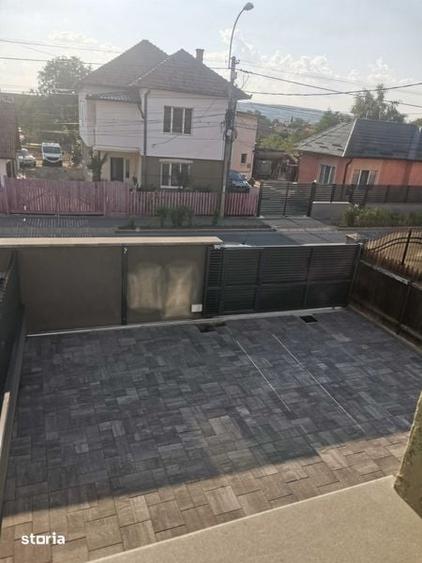 Casă cu 4 camere cu Teren 120 Mp în Mărăști