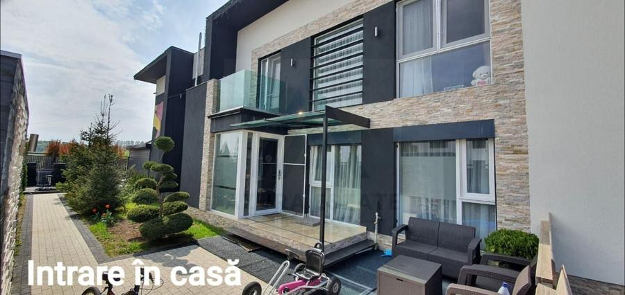 Casă individuală cu 6 camere cu Canalizare în Turnișor