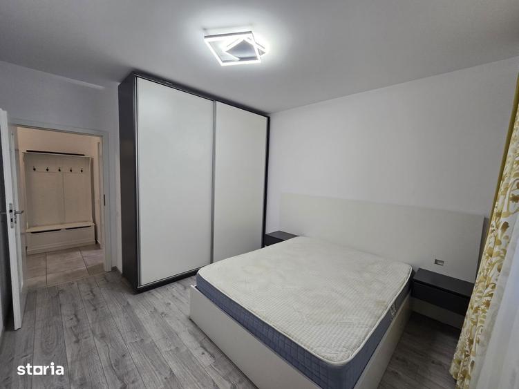 Apartament cu 2 camere, mobilat în Metalurgiei