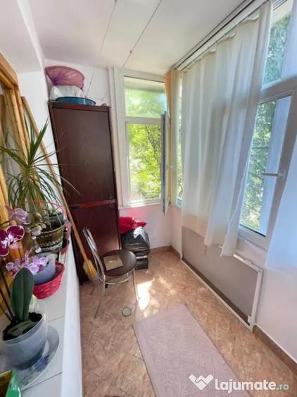 Apartament 3 camere-Podu Ros-Liceul Racovita-etaj 2 - 12