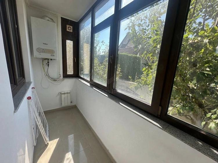 Apartament cu 2 camere decomandat în Filiași
