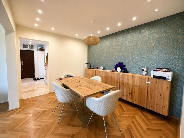 Apartament cu 3 camere decomandat, mobilat în Take Ionescu