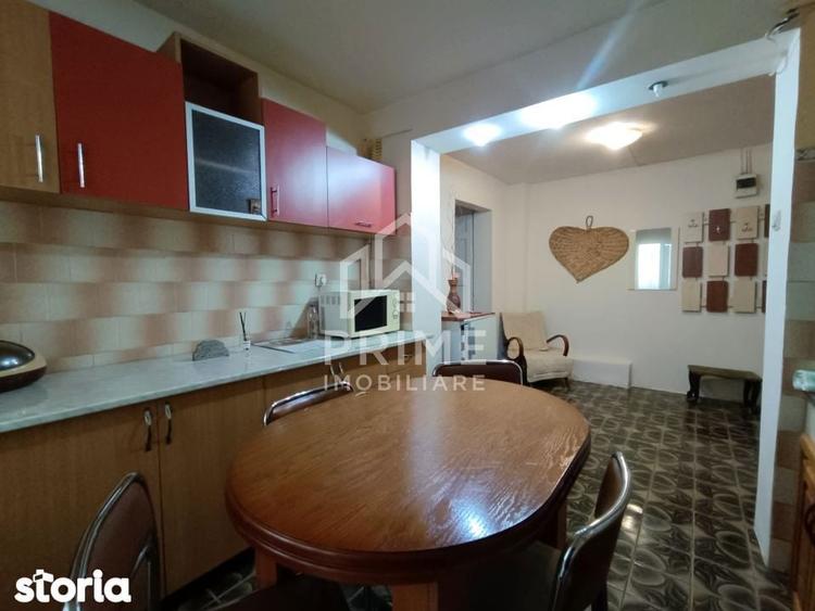 Apartament cu 2 camere decomandat în Ampoi 3