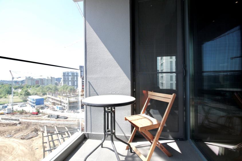 Apartament cu 2 camere semidecomandat, mobilat în Pipera