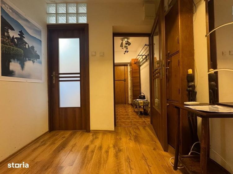 Apartament cu 4 camere decomandat în Ștefan cel Mare