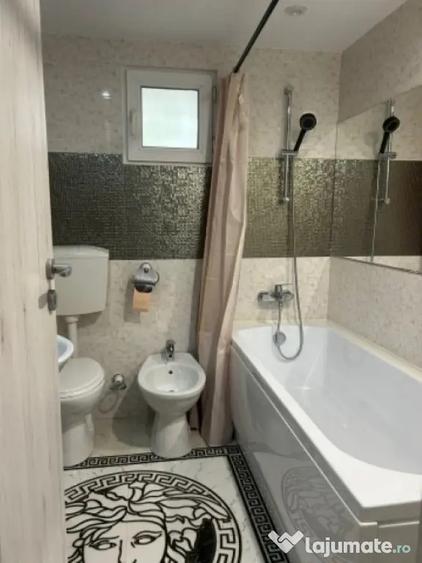 Apartament cu 4 camere decomandat, mobilat în Fizicienilor