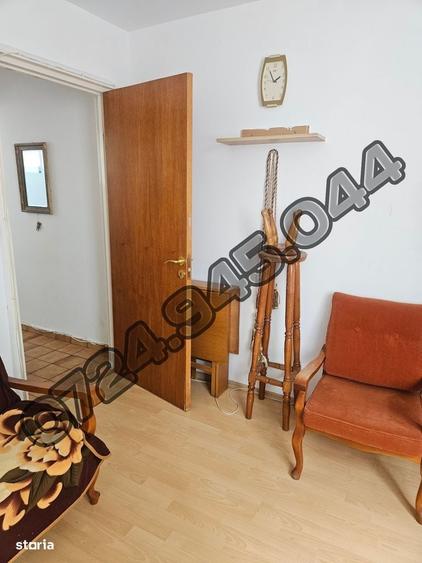 Apartament cu 2 camere decomandat în Drumul Taberei