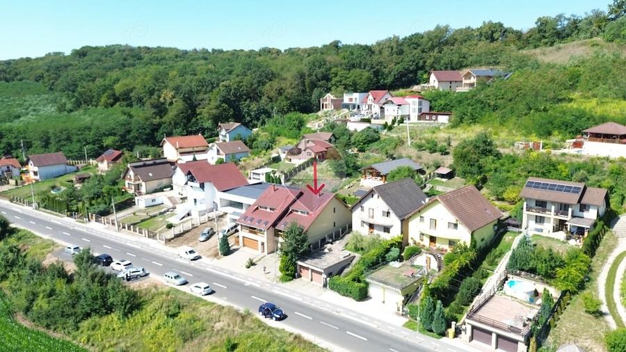 Casă cu 4 camere cu Teren 250 Mp în Sud