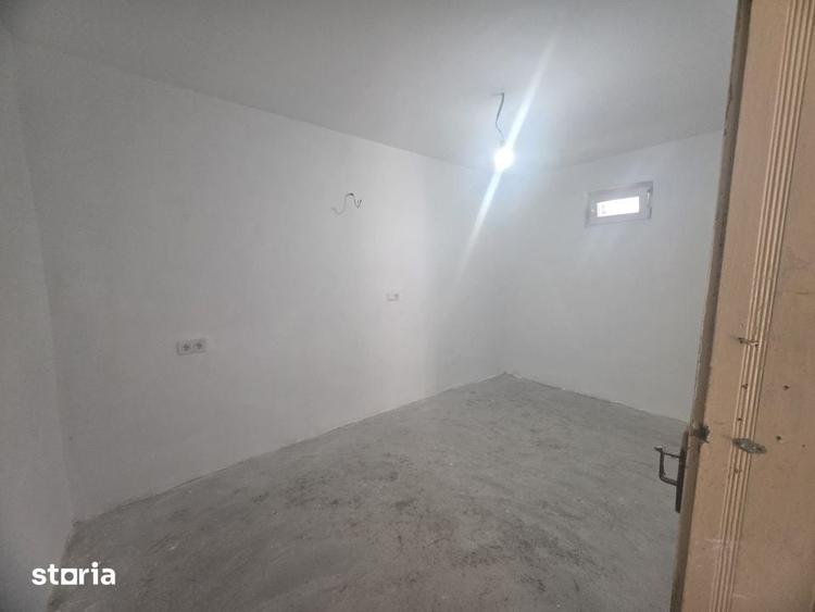 De Vanzare Casa Valea Vinului - 1