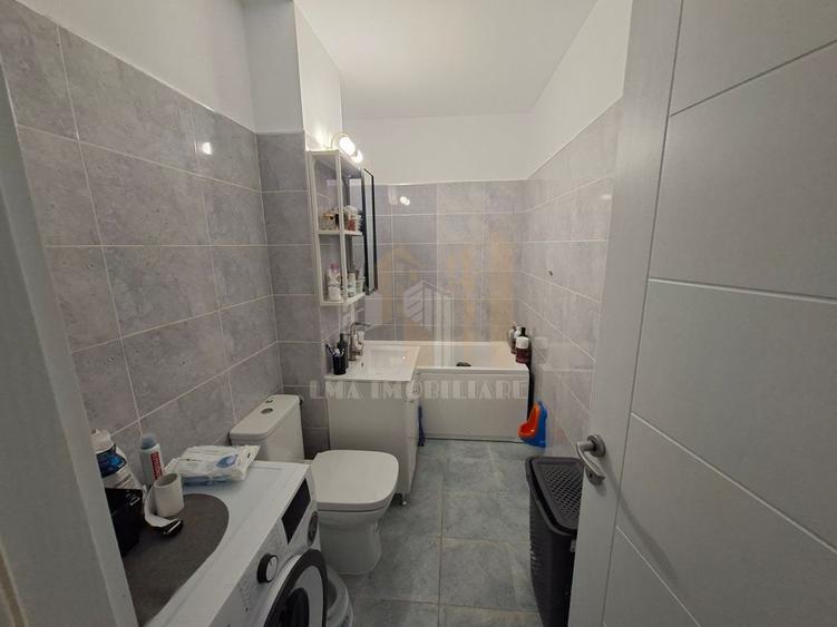 Apartament cu 2 camere decomandat în Sânpetru