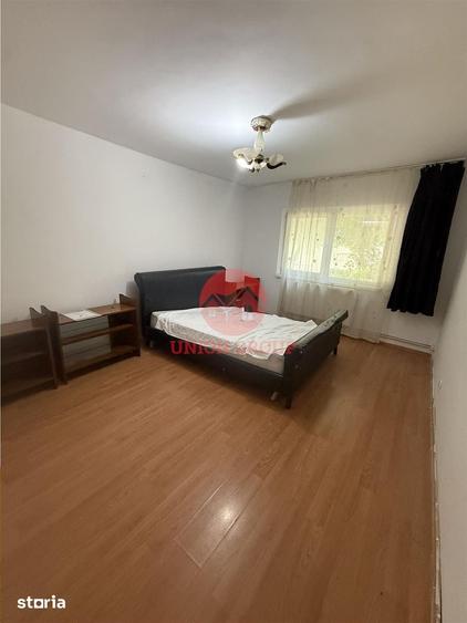 Apartament cu 2 camere decomandat în Inel I