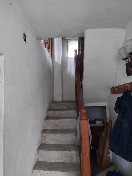 Casă cu 3 camere cu Teren 5900 Mp în Conțești