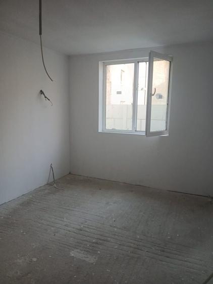 Casă cu 3 camere în Central