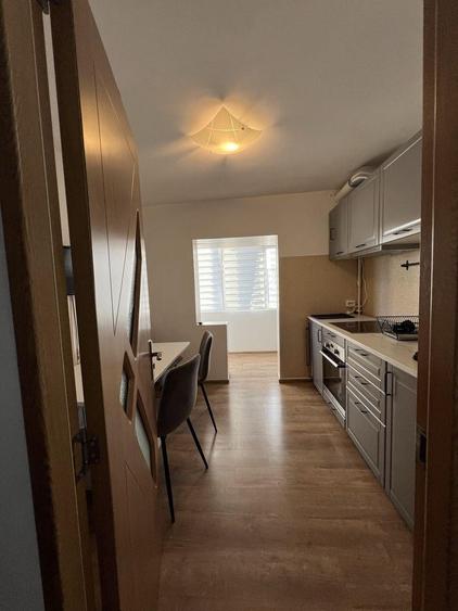 Apartament cu 2 camere decomandat, mobilat în Girocului