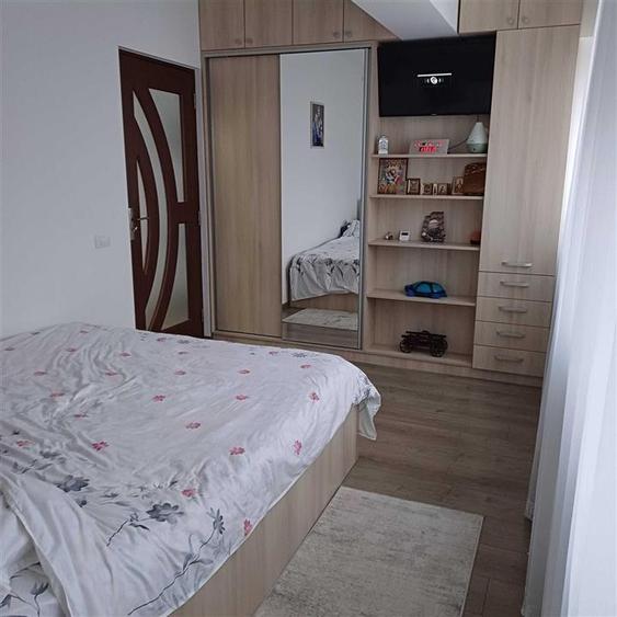 Apartament cu 2 camere decomandat, mobilat în Burdujeni
