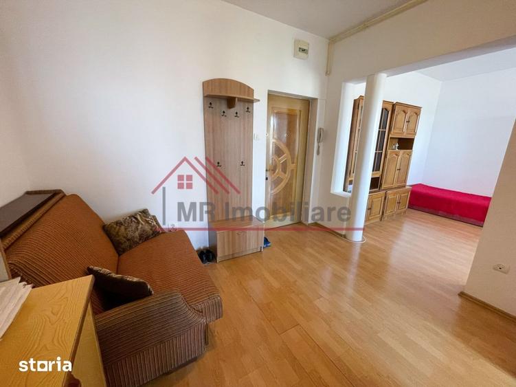 1 camera, decomandat, 45 mp, cartier GRUIA, zona Parcul Cetatuia, CFR - 8
