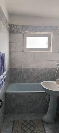 Vând apartament 3 camere - 6
