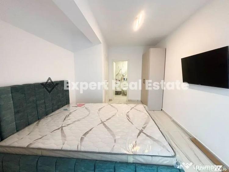 Apartament cu 3 camere semidecomandat în Central