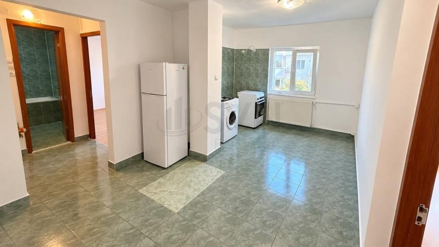 Apartament cu 2 camere decomandat în Tei