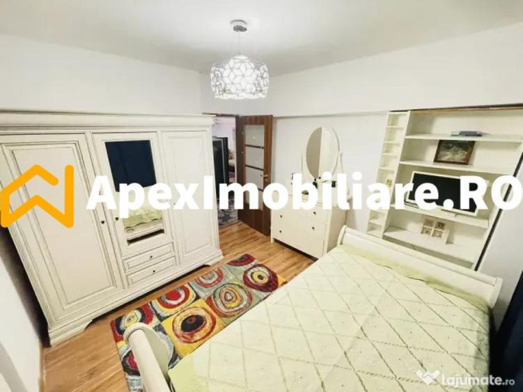 Apartament cu 3 camere semidecomandat în Iancului