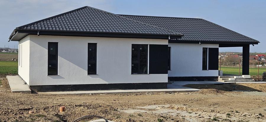 Casă cu 3 camere cu Teren 764 Mp în Central