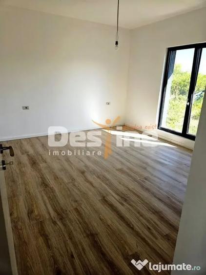 Casă cu 3 camere cu Teren 350 Mp în Vișan