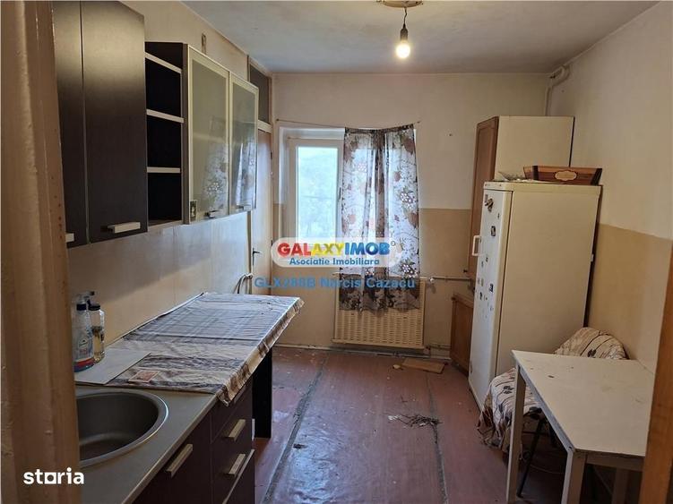 Apartament cu 2 camere decomandat în Aviației