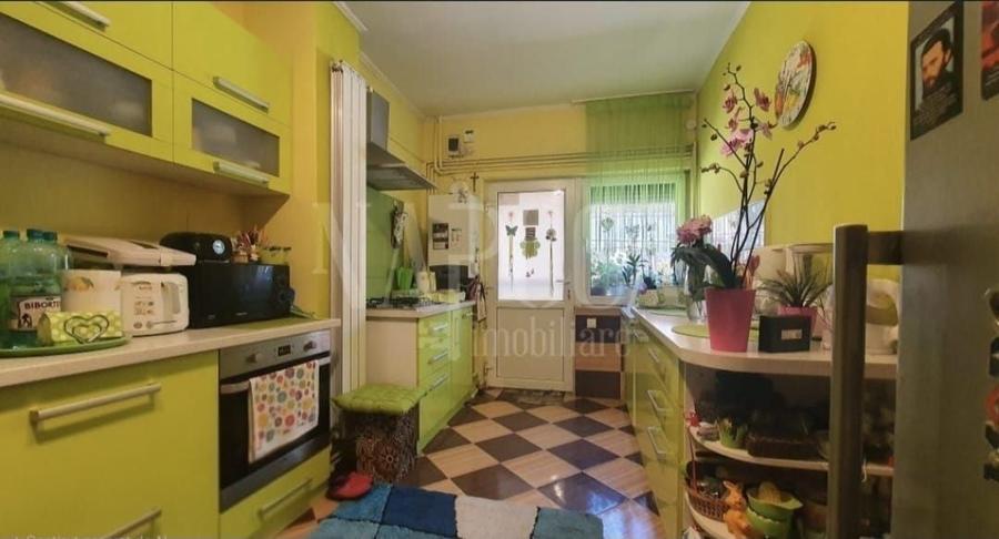 Casă cu 3 camere în Ultracentral