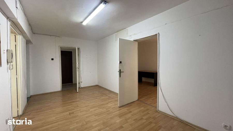 Spațiu comercial, de 80 mp, în Vest